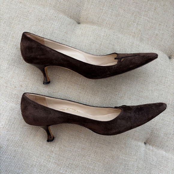 Manolo Blahnik Vintage Y2K Brown Suede Pointy Toe Kitten Heels - Picture 5 of 7